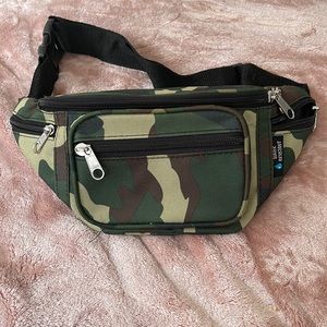 Como bag (water resistant)